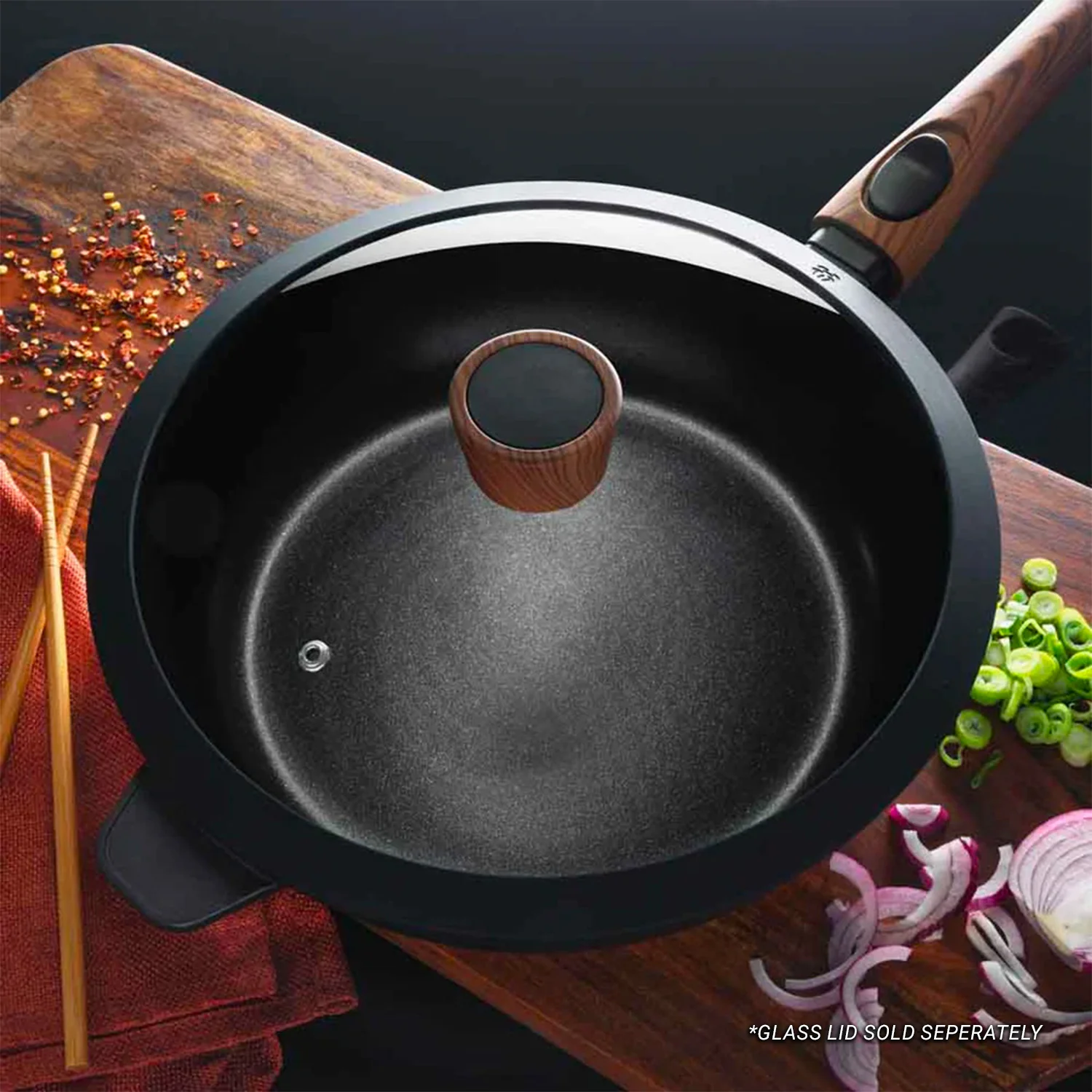 Diamond Earth® 28cm Deep Pan with detachable handle - Image 9