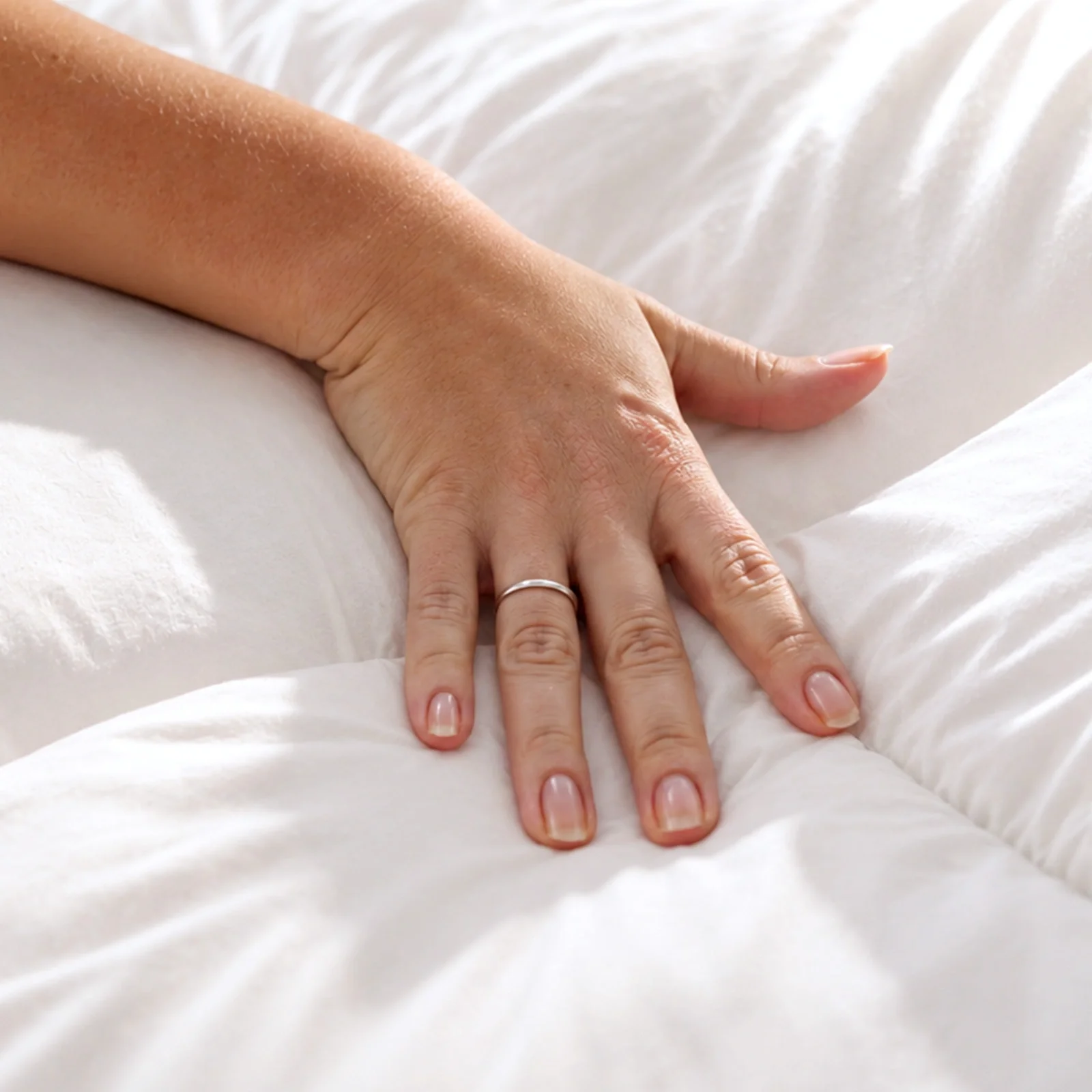 Marshmellow™ Plush Mattress Topper + 2 Free Pillows - Image 7